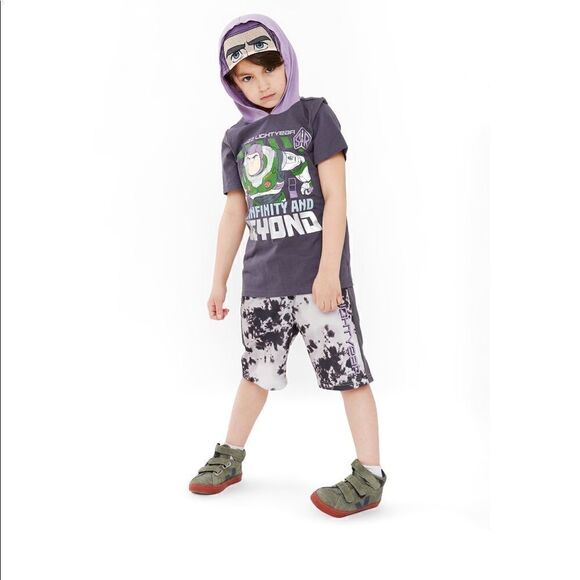 Boys Buzz Lightyear Hoodie Short Sleeve Shirt & Shorts 2 piece Set Size 5 - Picture 2 of 4